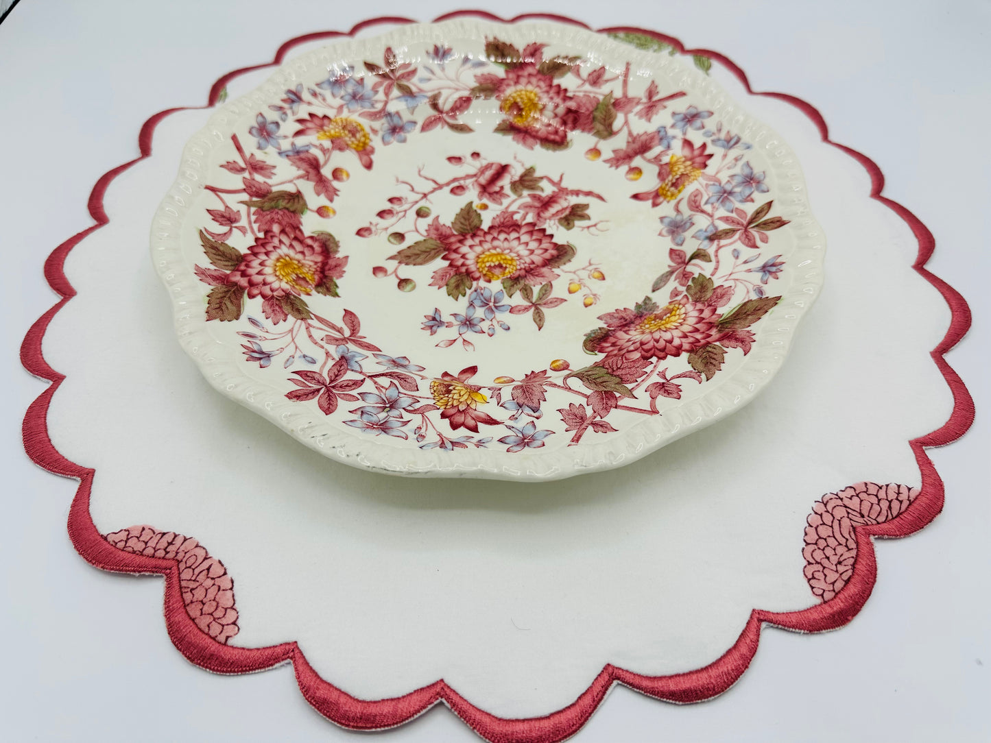 Pink and Green Floral Round Scalloped Edge Embroidered Placemat I Table Mats I Cotton Placemat I Table Linen I Tablecloth - DharBazaar