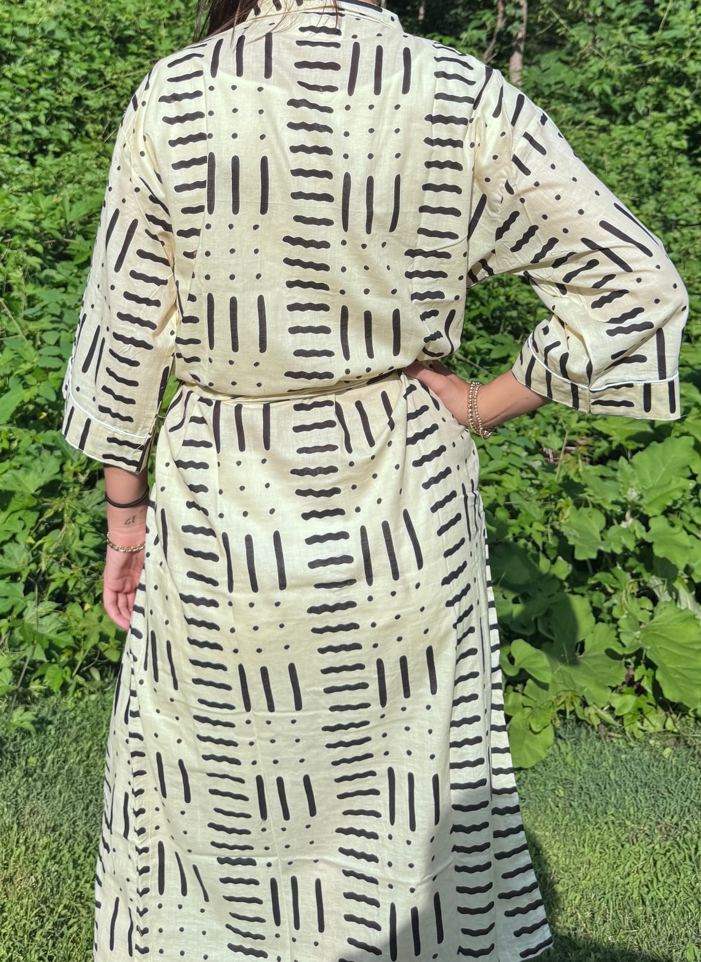Hand-Block Print Robe | Midnight Brush (Cream)