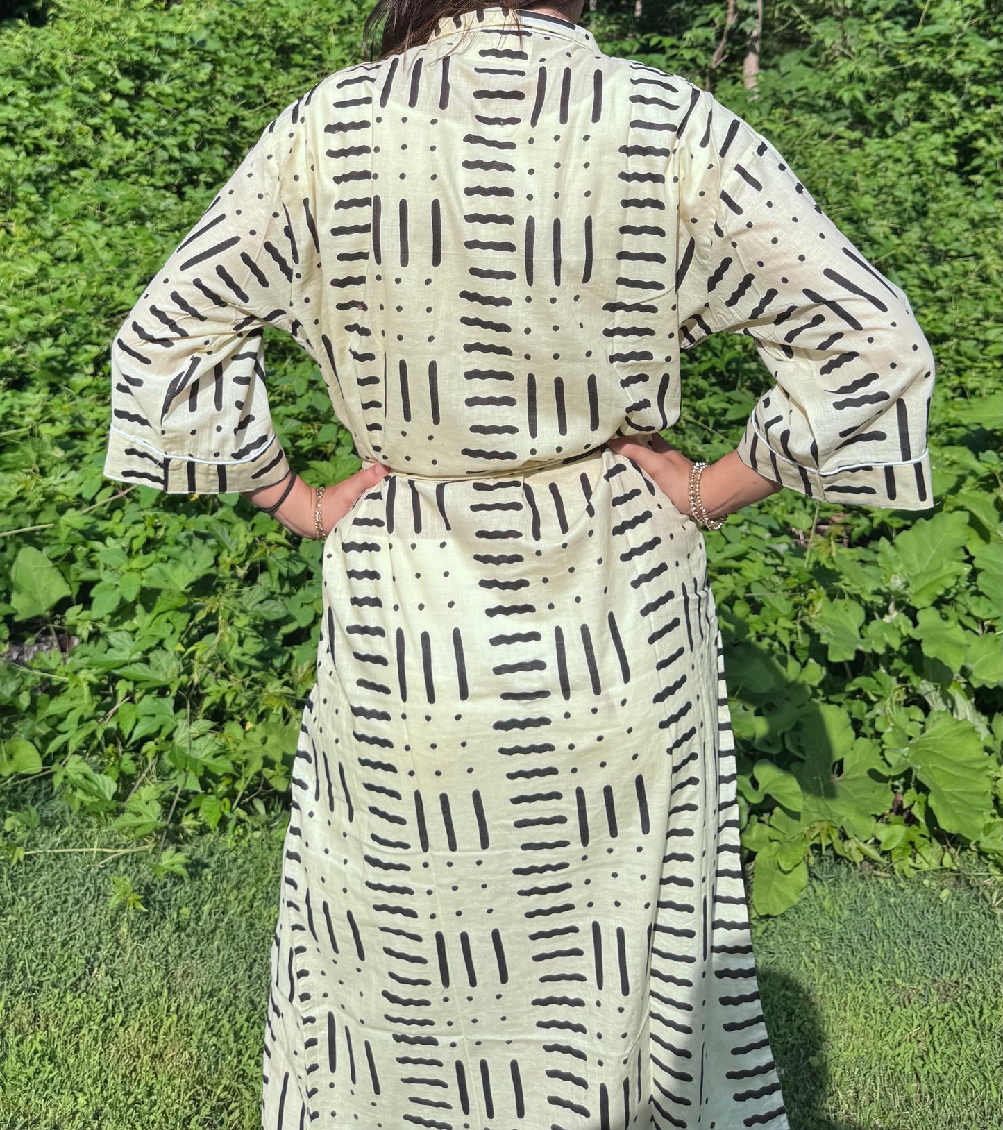 Hand-Block Print Robe | Midnight Brush (Cream)
