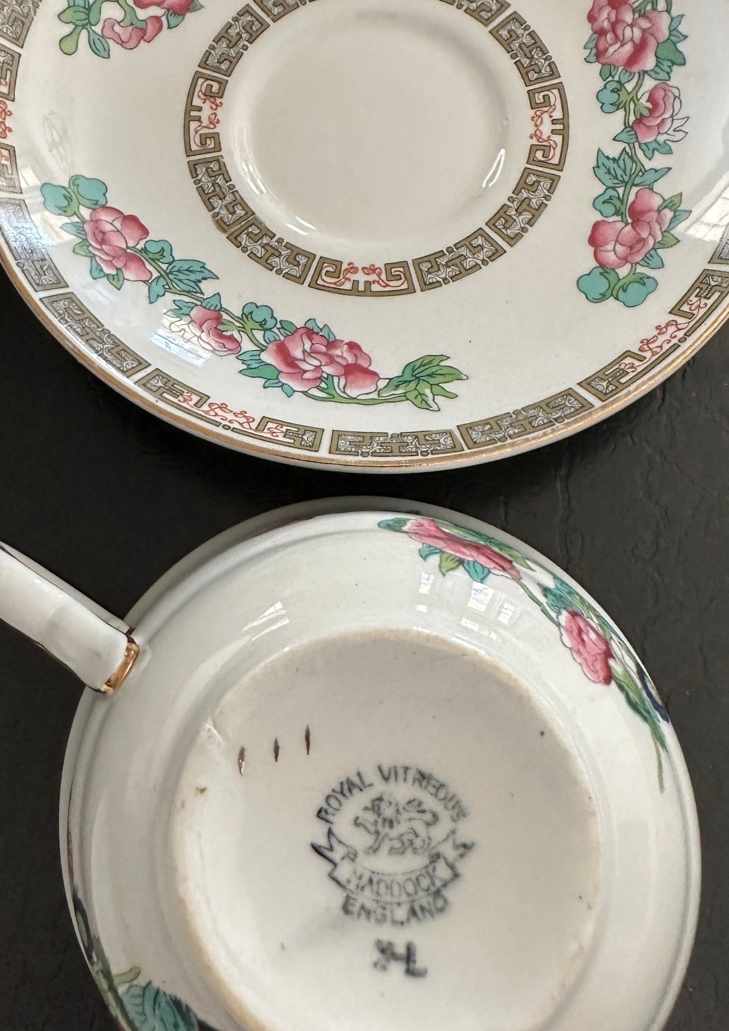 Tea Cups and Soucers with Indian Tree design and Gold Trim by John Maddock and Sons #IndianTree #JohnMaddock #VintageTeaSet - DharBazaar