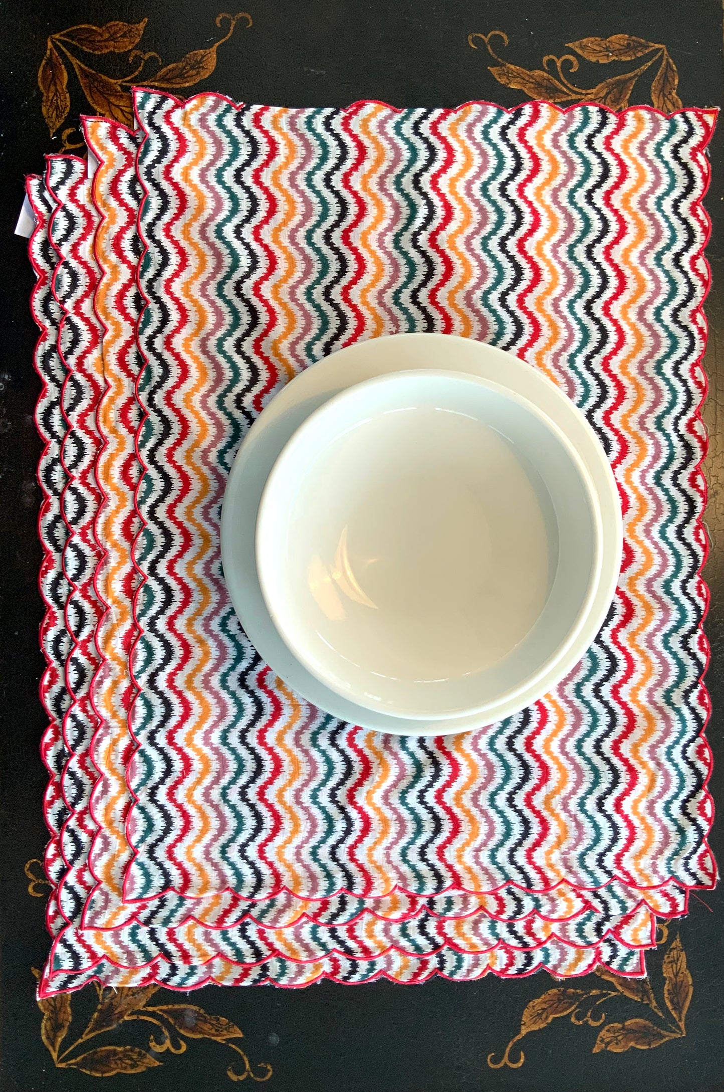 Placemats with Multi-colored Stripes and Scalloped Edges - DharBazaar