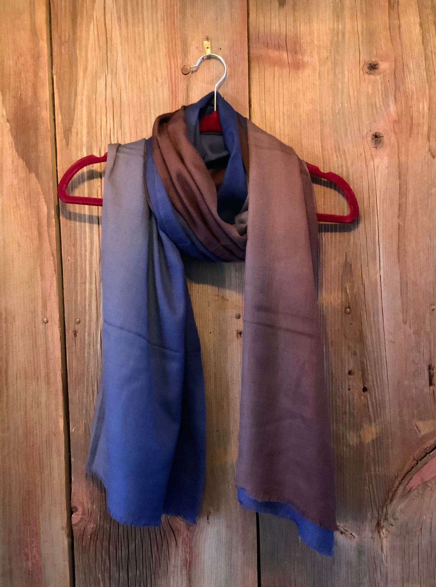 Two tone Kashmir shawl in Brown and Blue #TwoToneKashmirShawl #TrendingShawl #KashmirShawl - DharBazaar